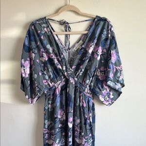 Jessica Simpson Maternity Floral V-Neck Kimono Sleeve Dress, size M